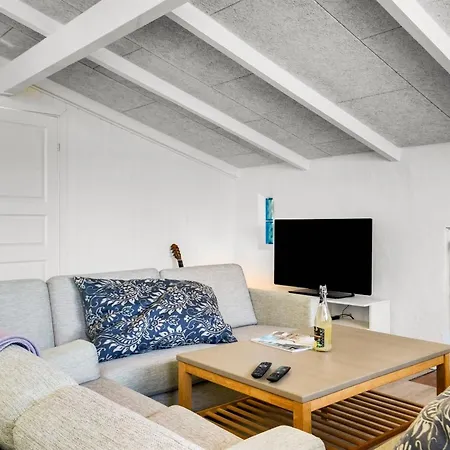 Сasa de vacaciones Senija - 334m From The Sea By Interhome *